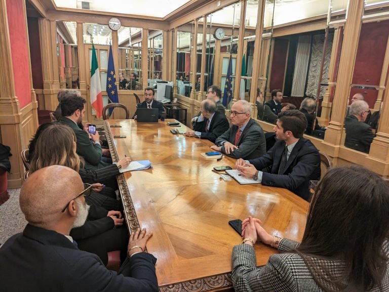 Italian Parliamentarian discuss ending arms export to UAE and KSA