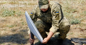 Starlink Controversy: Alleged Russian Use in Ukrainian Conflict