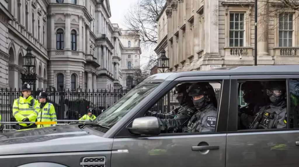 UK plans national police overhaul to tackle terrorism