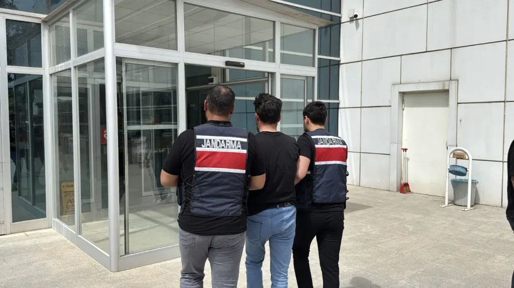 Istanbul police apprehend 16 suspected Daesh operatives in counterterrorism operation