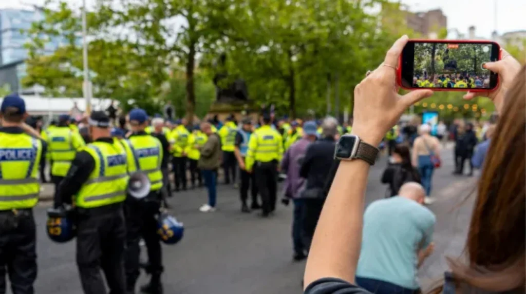 Impact of social media influencers spreading violent extremist narratives in the Americas