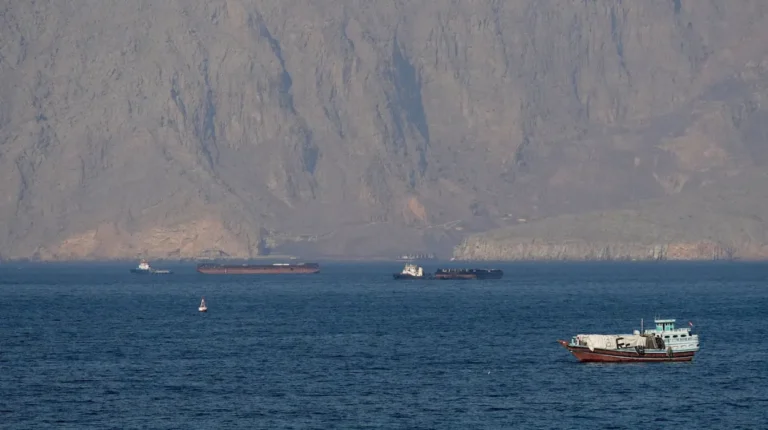 Iran Strikes US Gulf Bases Again, Declares Hormuz Closure