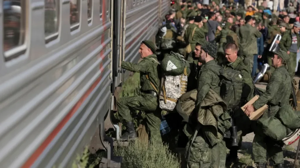 Russia uses cash incentives, prisoner releases and foreign recruits to boost forces in Ukraine