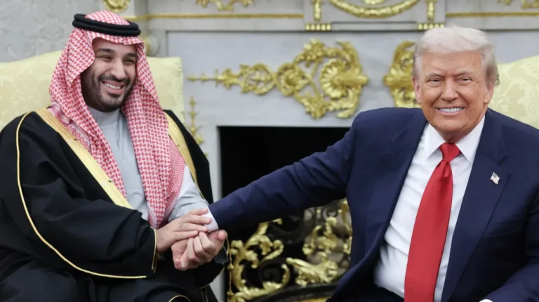 Trump backs Saudi Crown Prince on Houthi strikes