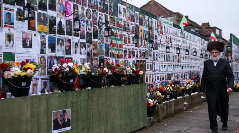 UK Counter Terrorism Police Probe Arson at Jewish Memorial Wall