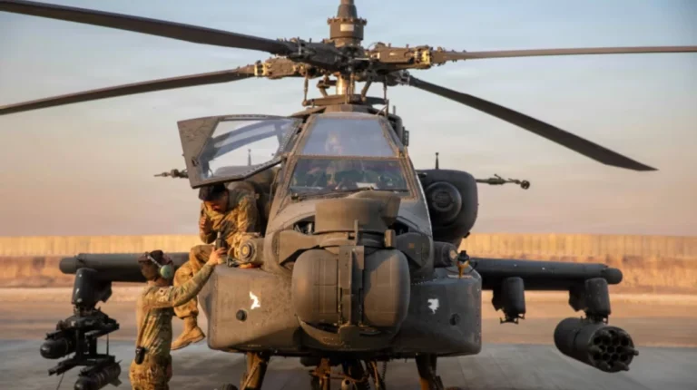 US Army Apache Crashes Rise Amid Transmission Safety Concerns