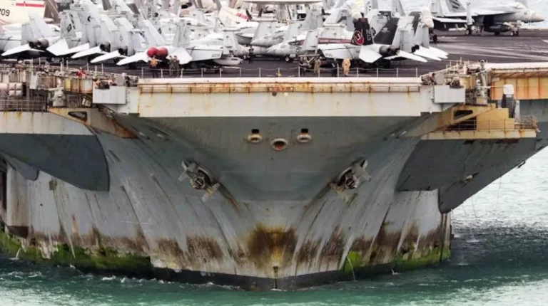 USS Abraham Lincoln Rust Stirs Debate Over America’s Strained Carrier Force